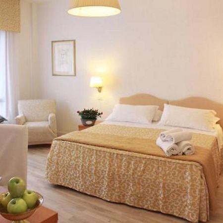 メストレ レジデンツァ ジャコムッツィ Bed & Breakfast エクステリア 写真
