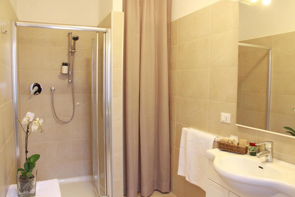メストレ レジデンツァ ジャコムッツィ Bed & Breakfast 部屋 写真